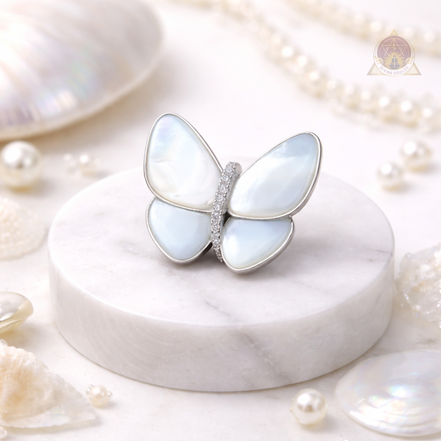Mother of Pearl – White Butterfly Brooch