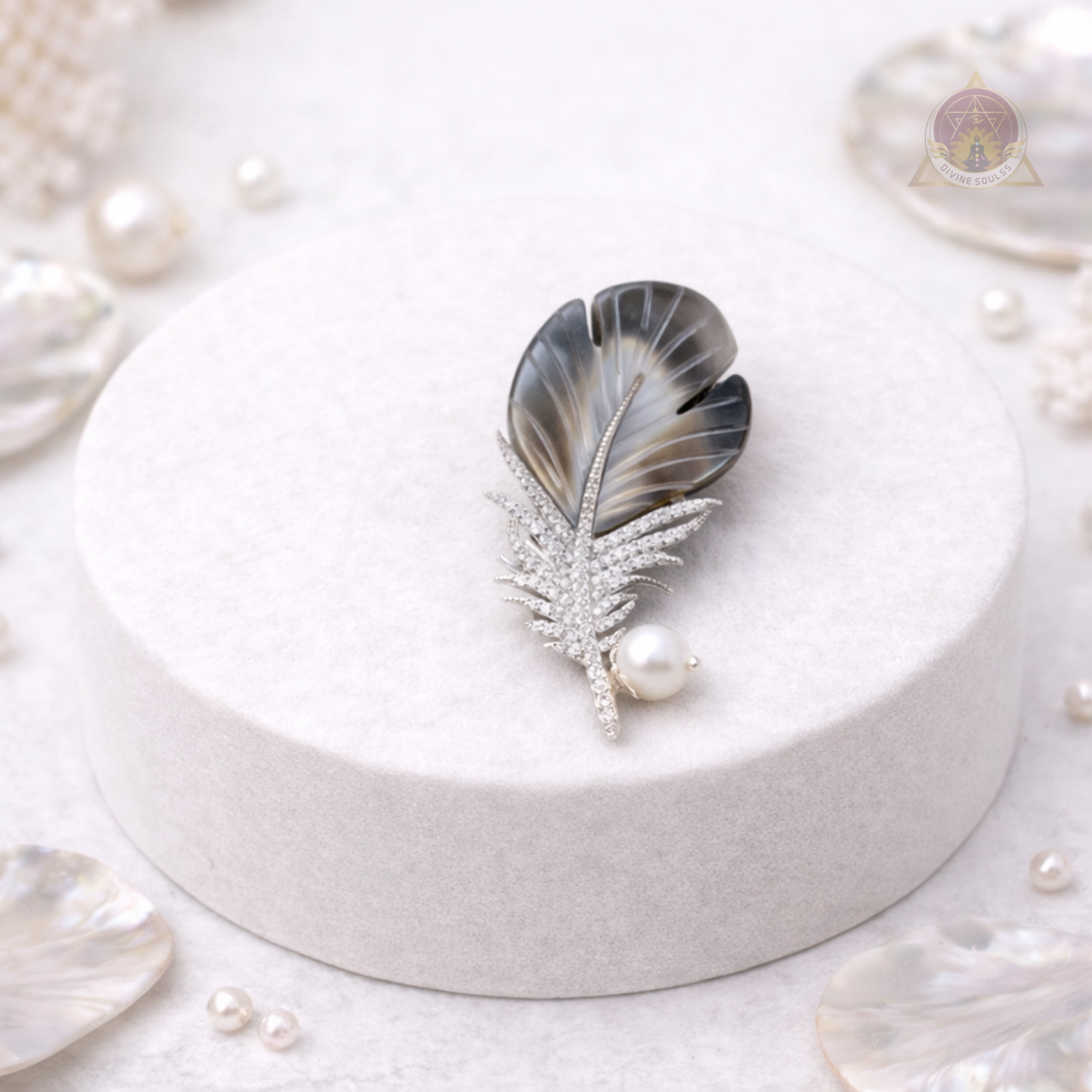 Mother of Pearl – White & Black Leaf Brooch
