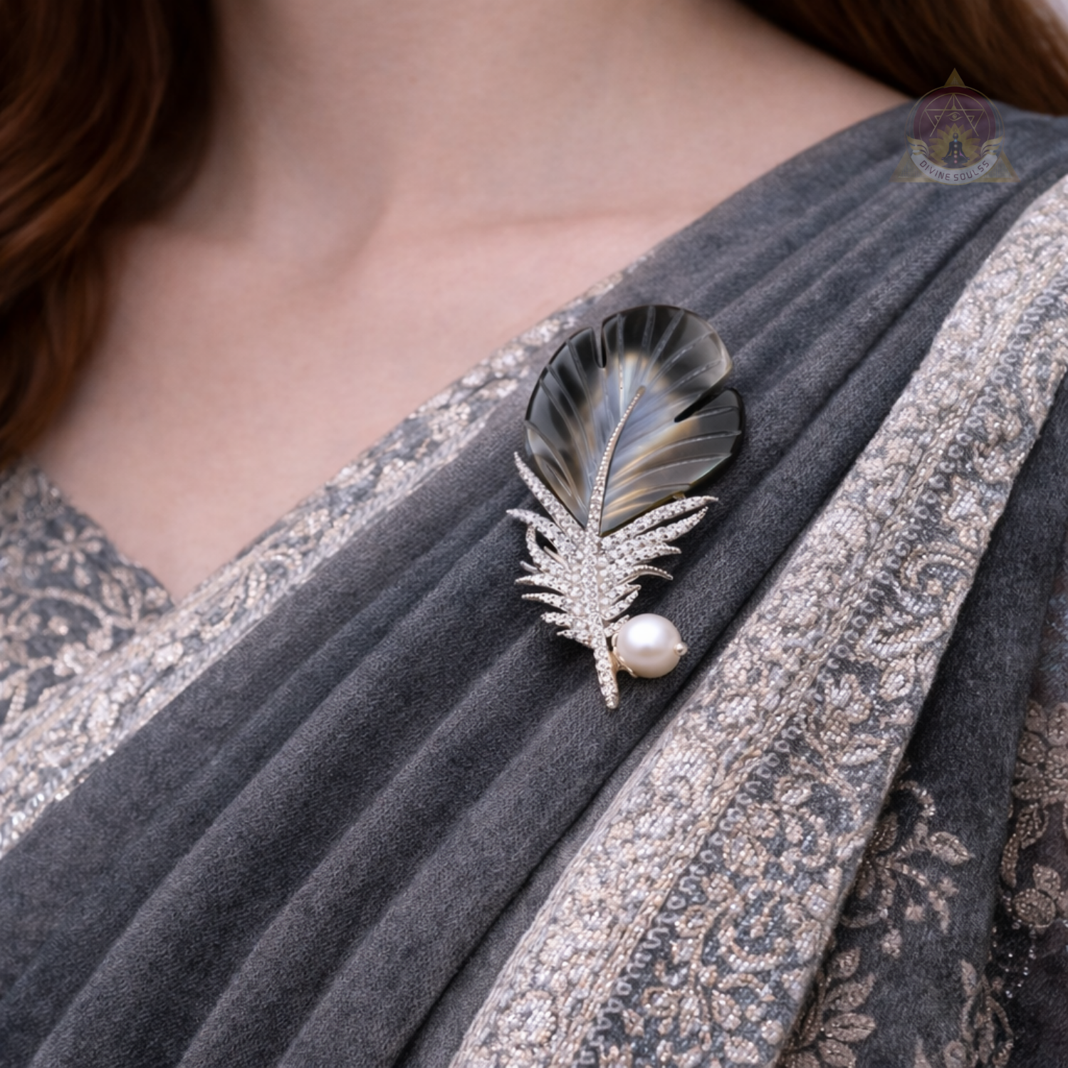 Mother of Pearl – White & Black Leaf Brooch