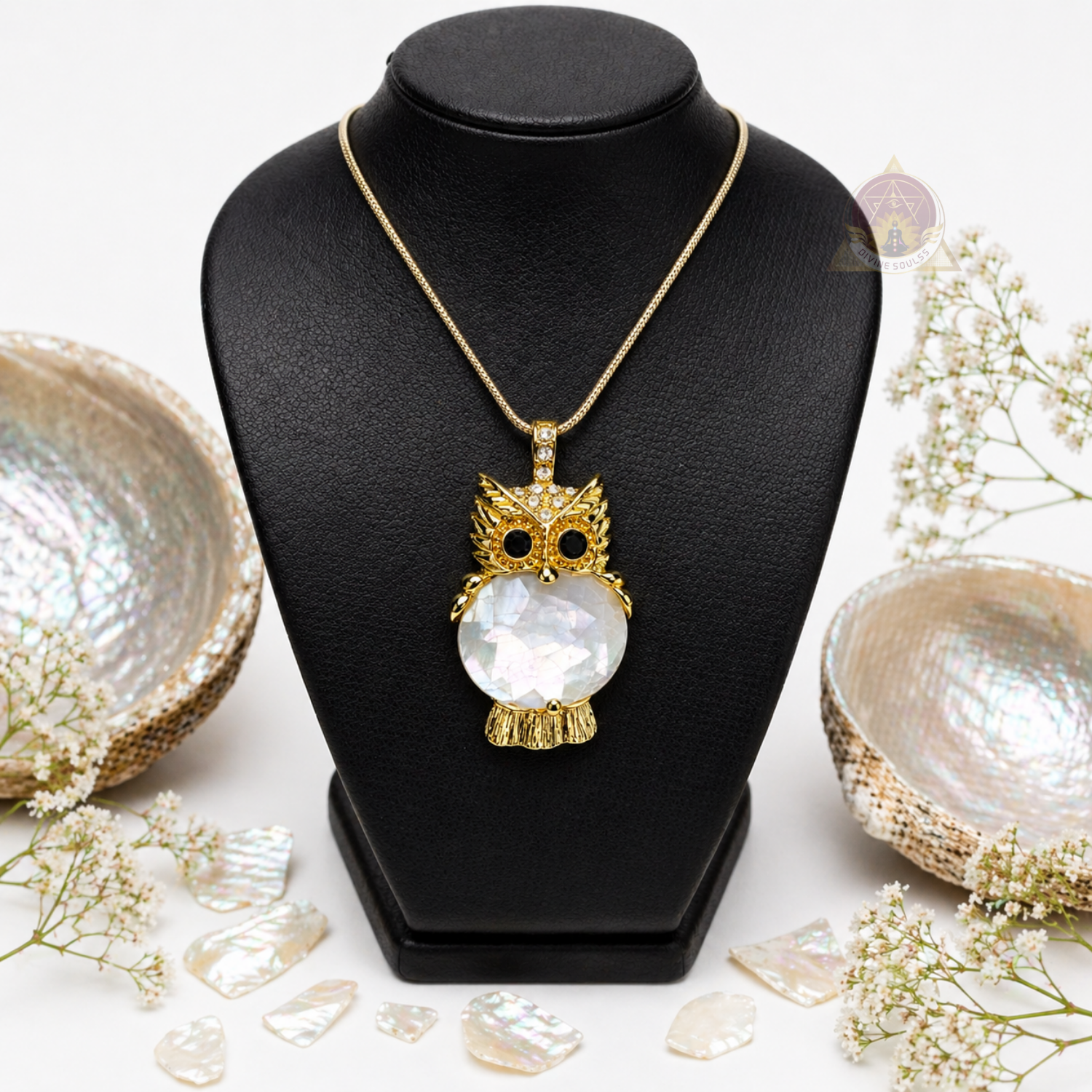 Owl Pendant – Mother of Pearl