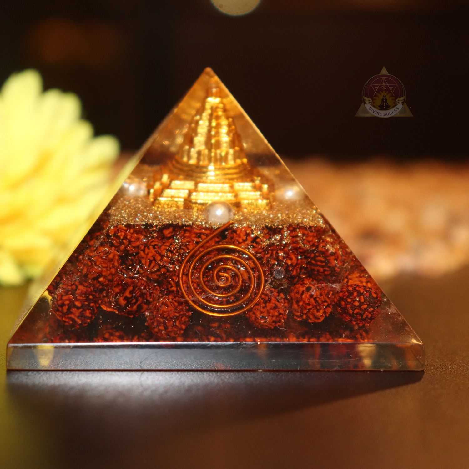 Rudraksh Shri Yantra Pyramid
