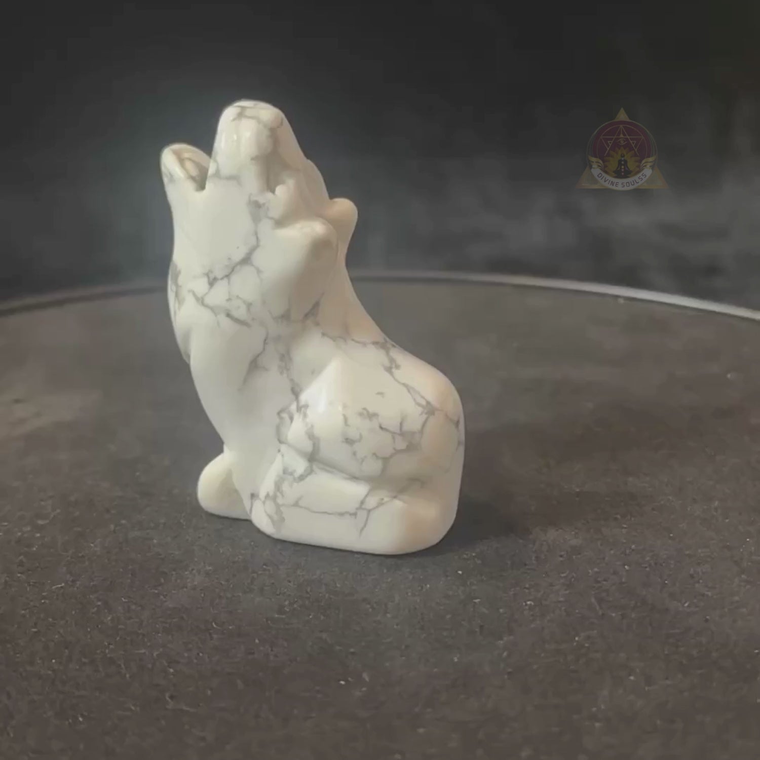 Divine Magic Wolf – Howlite